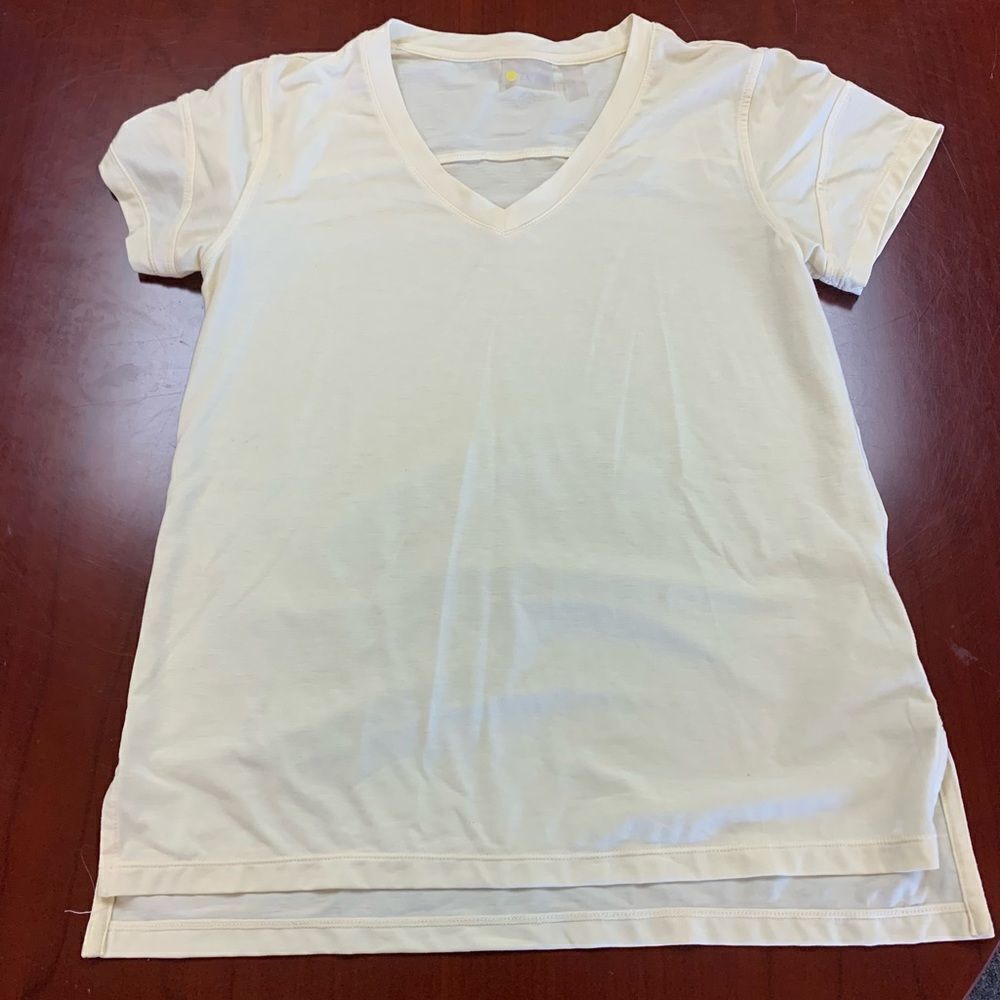 Zella V Neck Light Weight Yellow T-Shirt sz XS